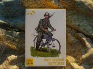 HäT 8119 WWII GERMAN BICYCLISTS
